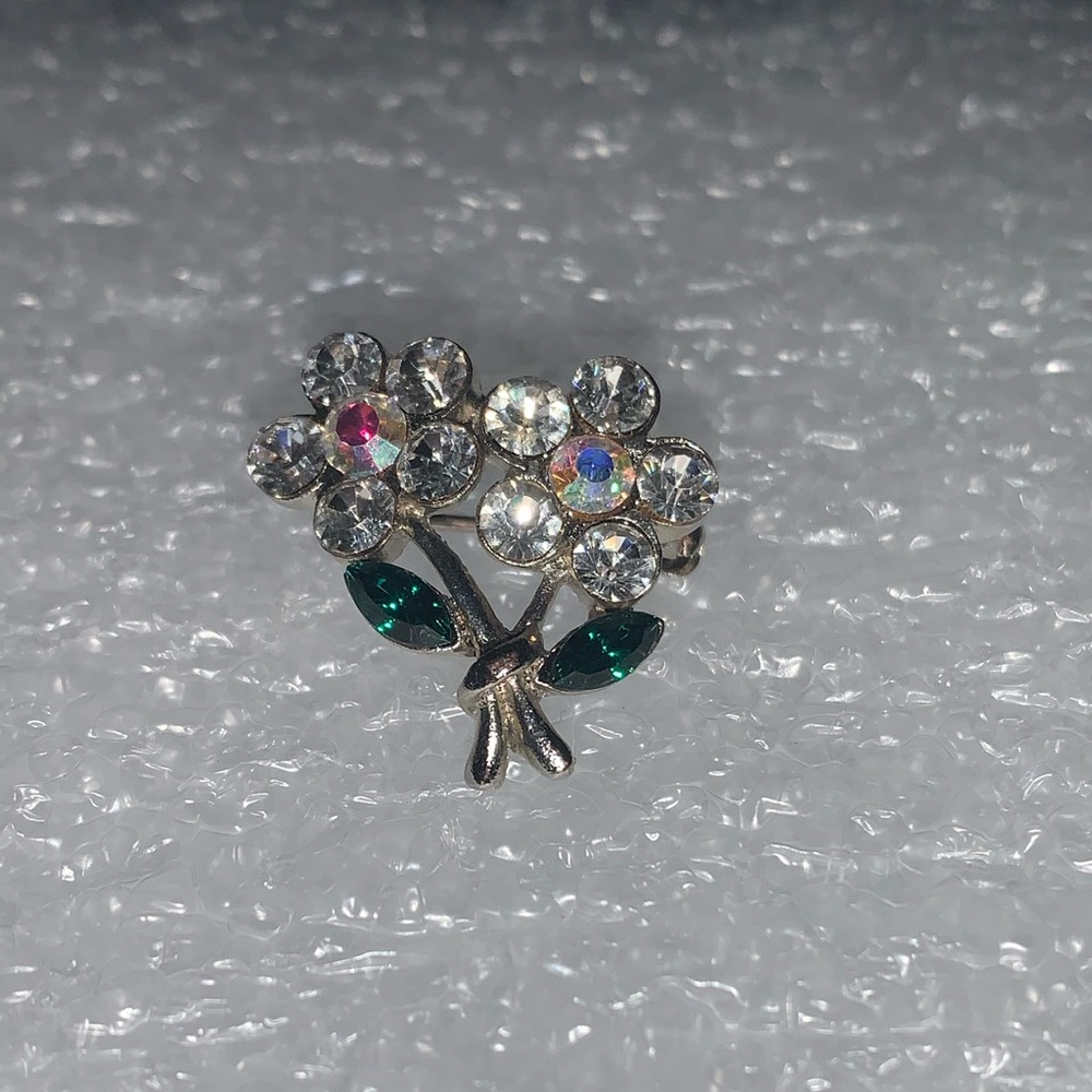 Beautiful & Dainty Rhinestone Floral Brooch Pin